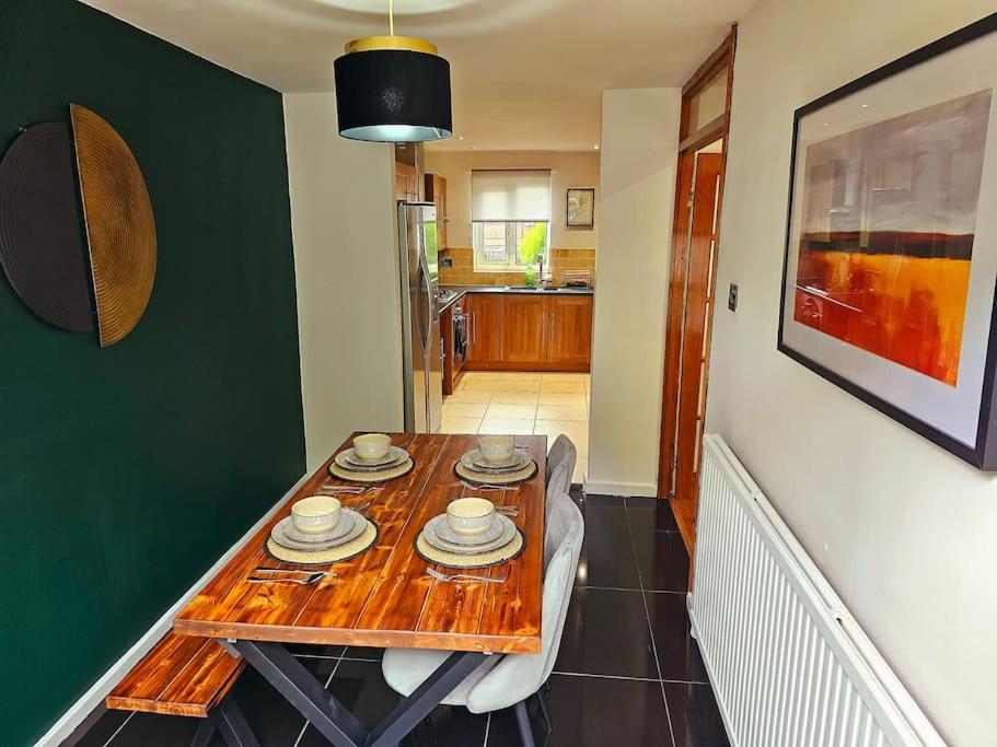 Homebird - Buckton House