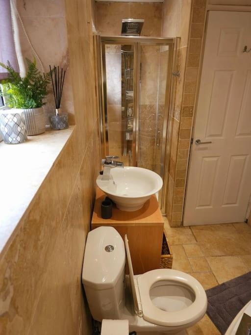 Homebird - Buckton House Holiday home Leeds (West Yorkshire)
