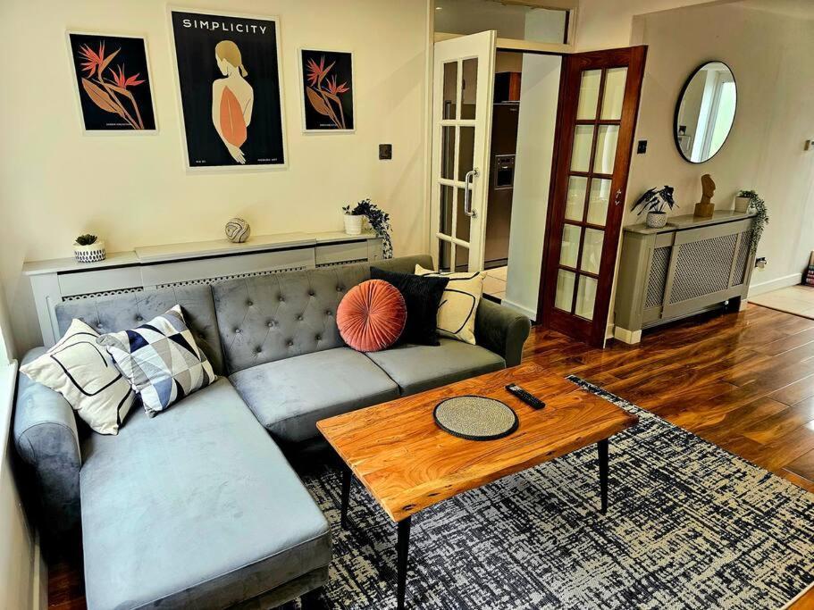 Homebird - Buckton House Holiday home Leeds (West Yorkshire)